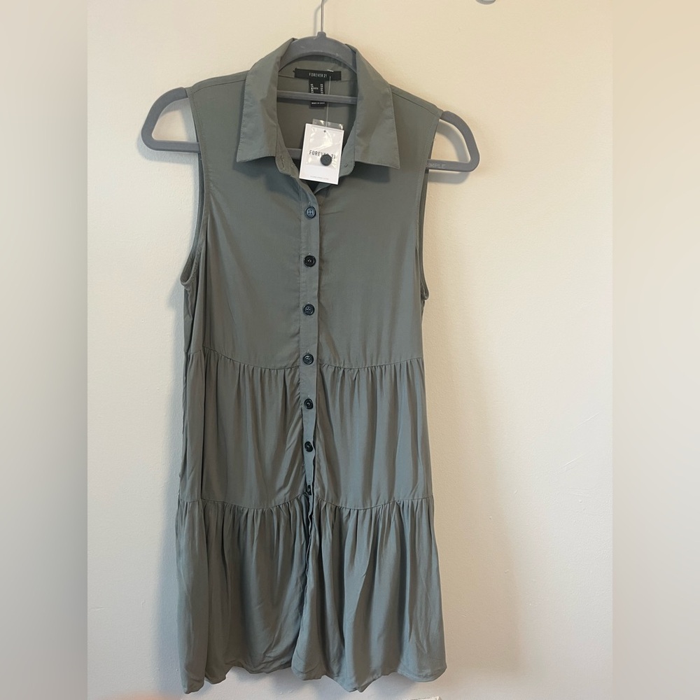 NWT Forever 21 Sleeveless Green Button-Down Dress - XS